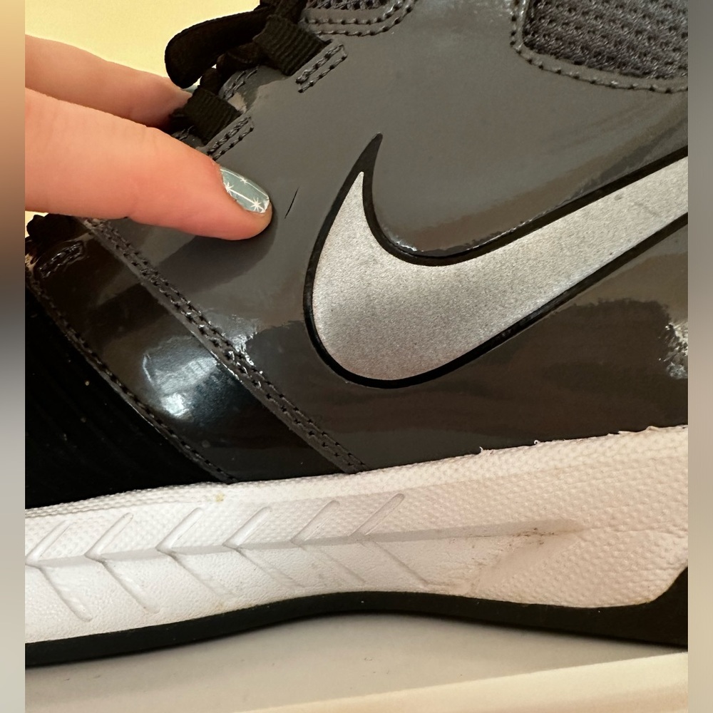 Nike Air Visi Pro 5 Sneakers - Picture 9 of 10